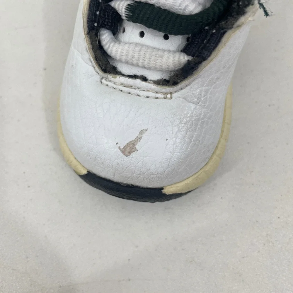 Jordan Jumpman Vindicate Vin Baker OG White/Black 132967-311 Toddler 2C No Box